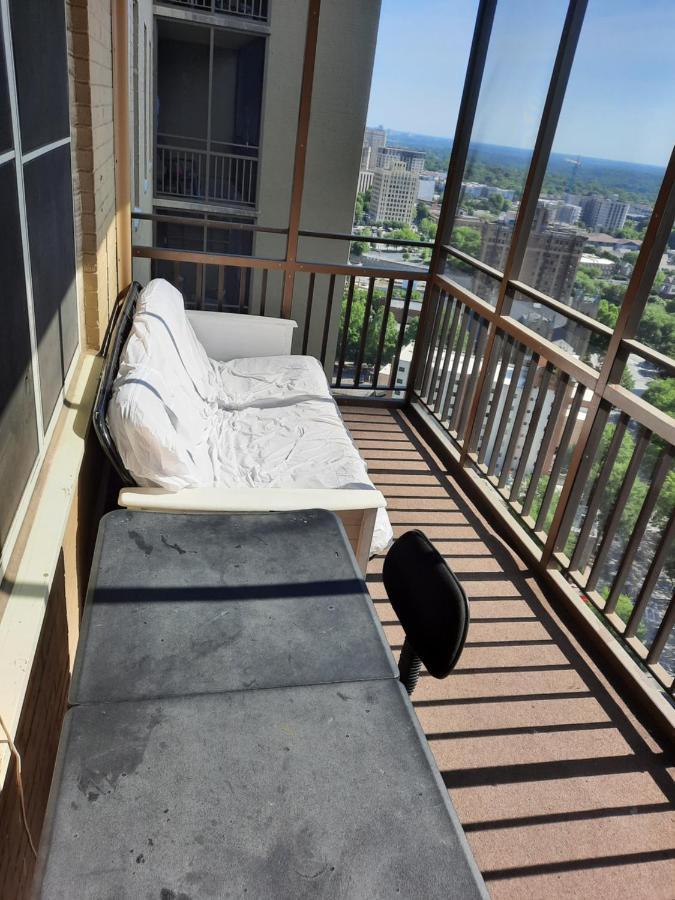 Peachtree Towers Apartamento